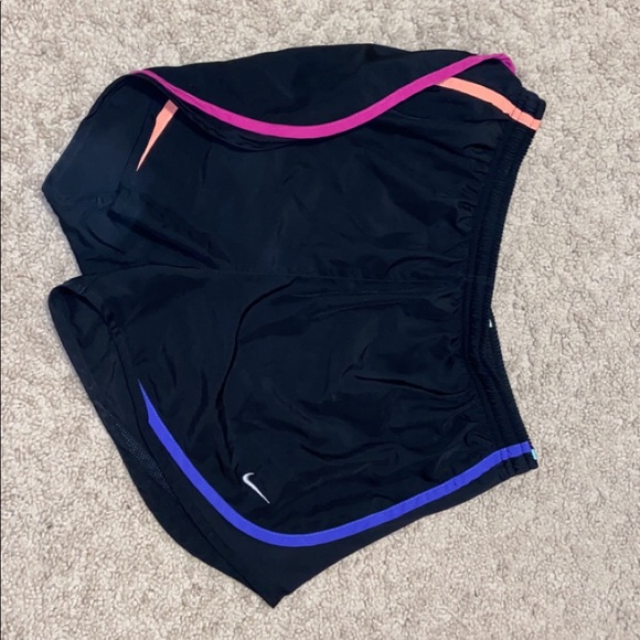 Nike shorts - Picture 1 of 1